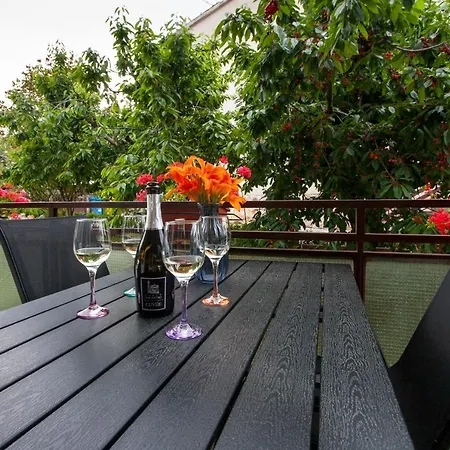 Apartamento Vlada Beach Area *